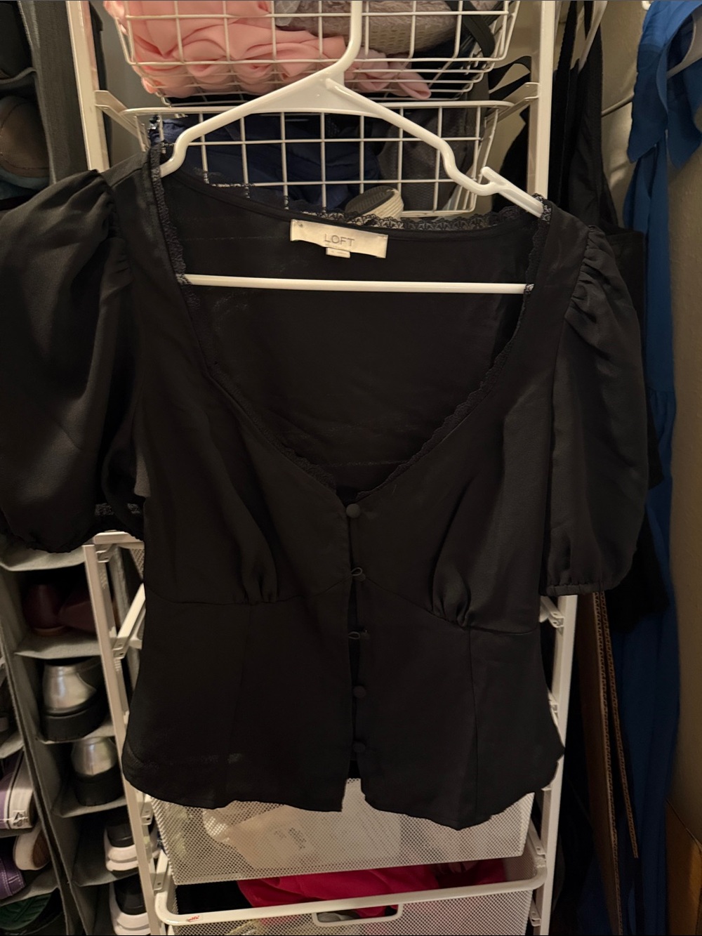 LOFT Black Puff-Sleeve Button Front Blouse